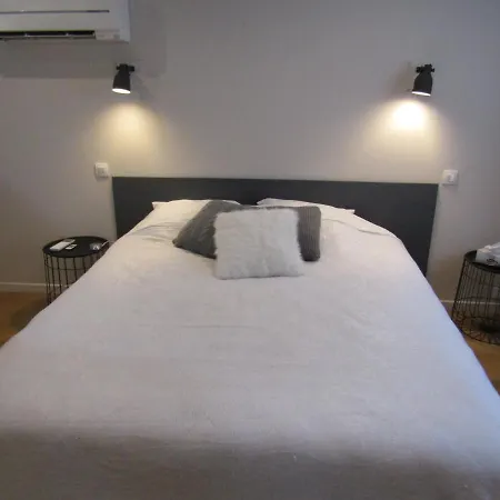 ゲストハウス Ferme Gribeshaoutes プレシャック